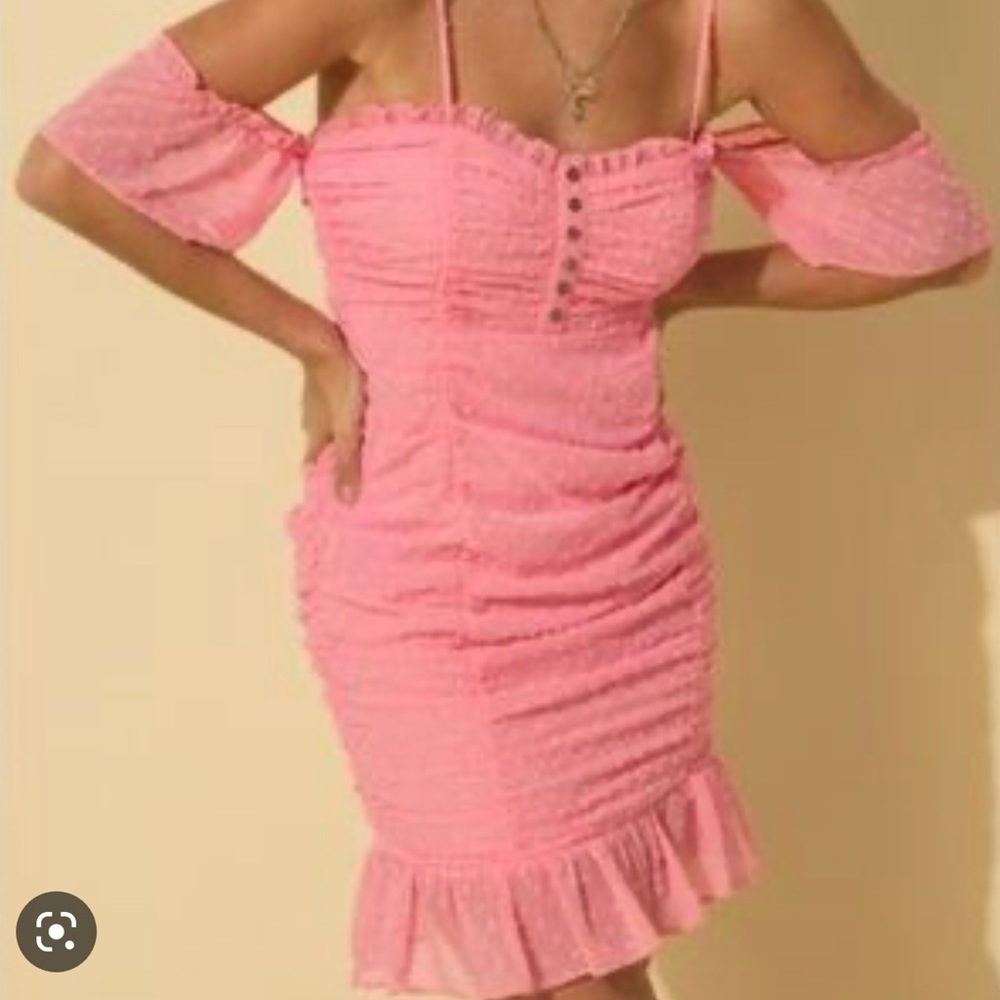 Purchases from Apricot Lane, the brand is favlux